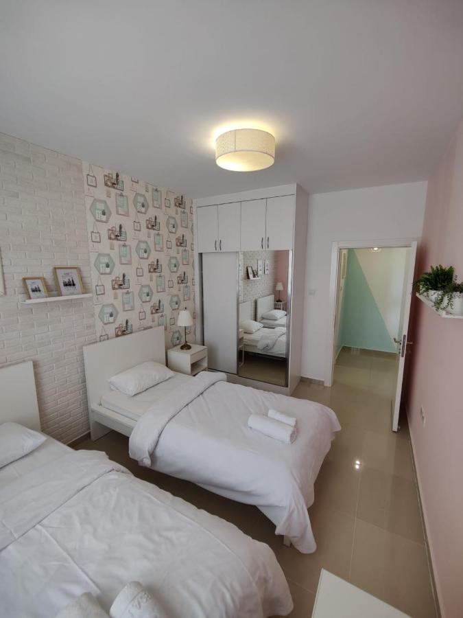 Aurelius Pool Apartments In Caesar Resort & Spa Perivolia tou Trikomou Esterno foto